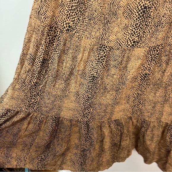 Volcom | Women's Snakedown Animal Print Tiered Midi Dress Size Small - Picture 4 of 6